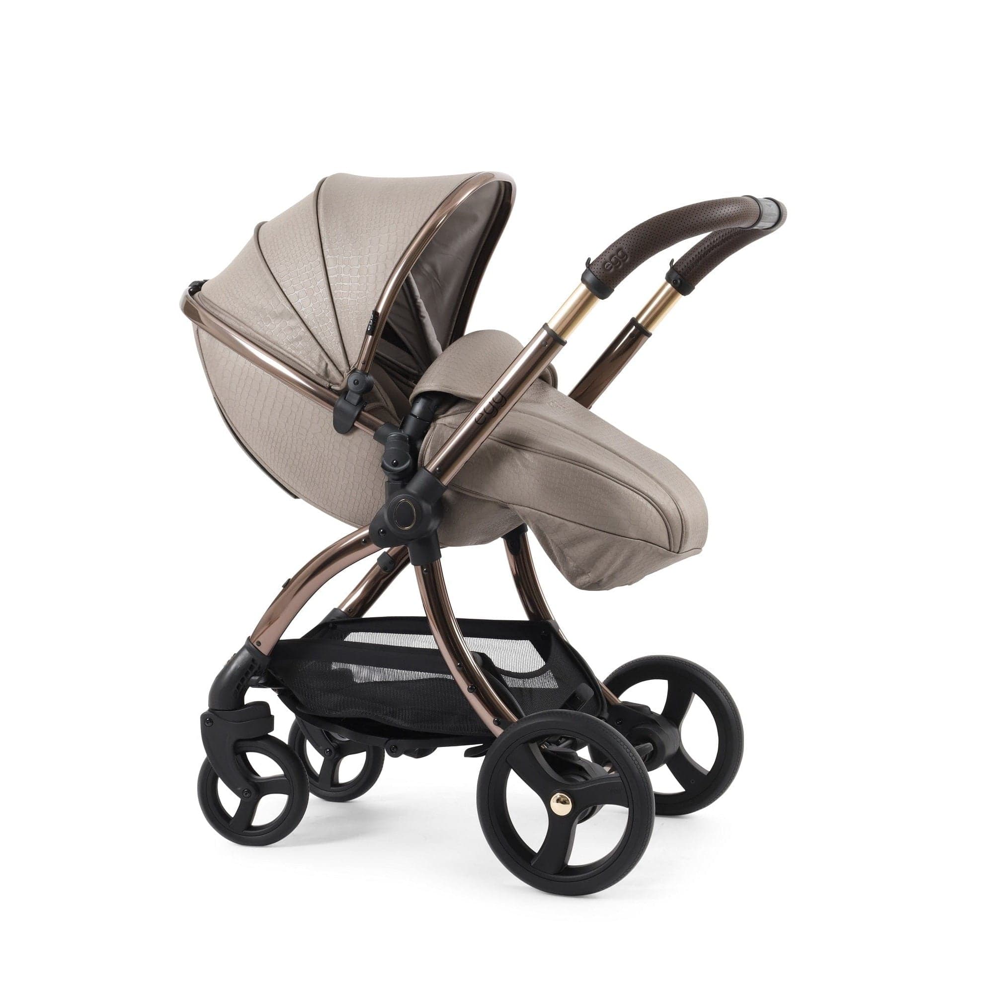 Egg pram jurassic cream 2025