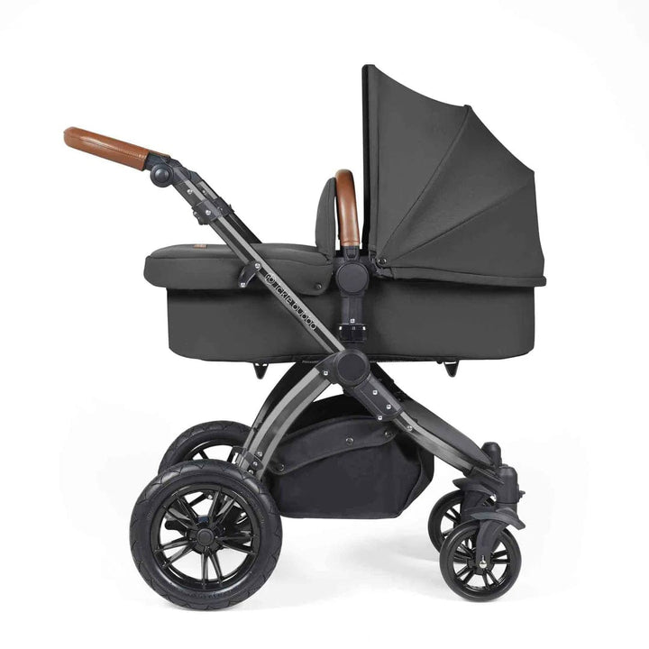 Ickle Bubba Travel Systems Stomp Luxe All-in-One Travel System With Isofix Base (Cirrus) - Black / Charcoal Grey / Tan