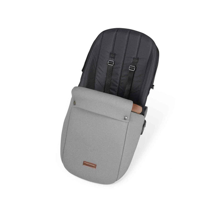 Ickle Bubba Travel Systems Stomp Luxe All-in-One Travel System With Isofix Base (Cirrus) - Black / Pearl Grey / Tan