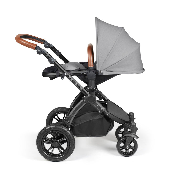 Ickle Bubba Wheels Ickle Bubba Stomp Luxe All-in-One i-Size Travel System (Stratus) with Bubba&Me - Black / Pearl Grey / Tan