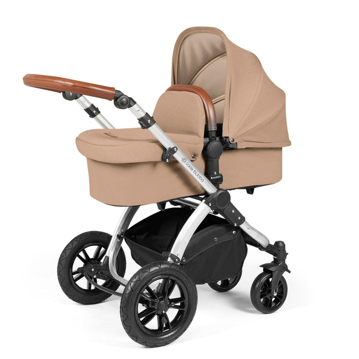 Ickle Bubba Wheels Ickle Bubba Stomp Luxe All-in-One i-Size Travel System (Stratus) with Bubba&Me - Silver / Desert / Tan