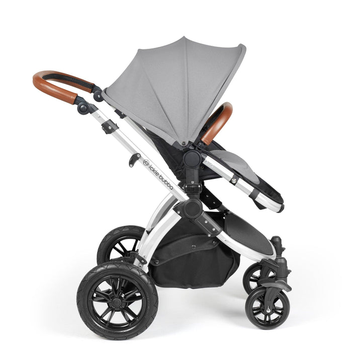 Ickle Bubba Wheels Ickle Bubba Stomp Luxe All-in-One i-Size Travel System (Stratus) with Bubba&Me - Silver / Pearl Grey / Tan