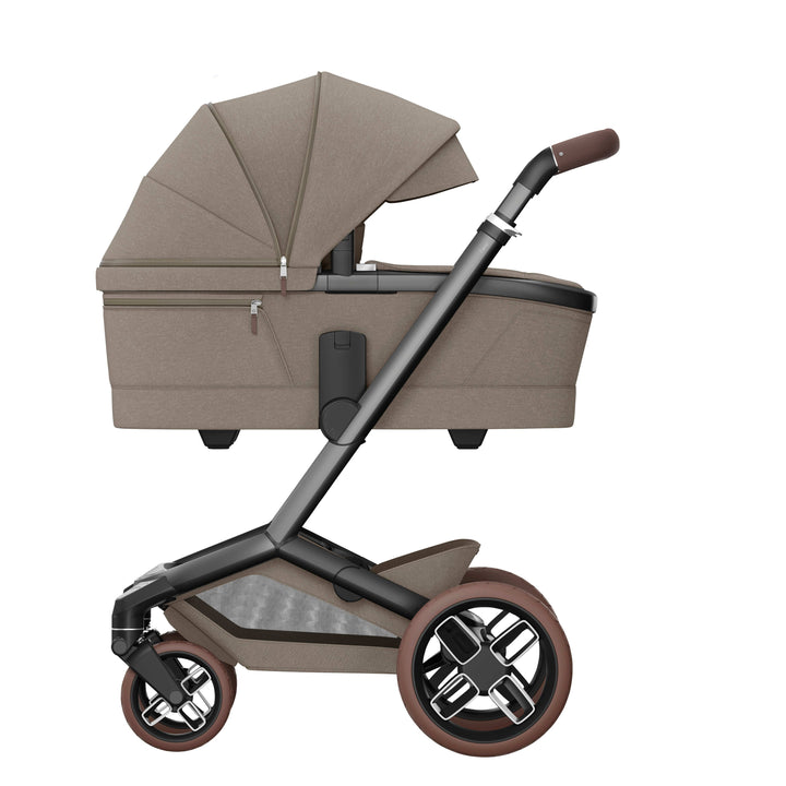 Maxi Cosi Prams & Pushchairs Maxi Cosi FAME 10 Piece Premium Bundle - Twillic Truffle (with Brown Wheels)