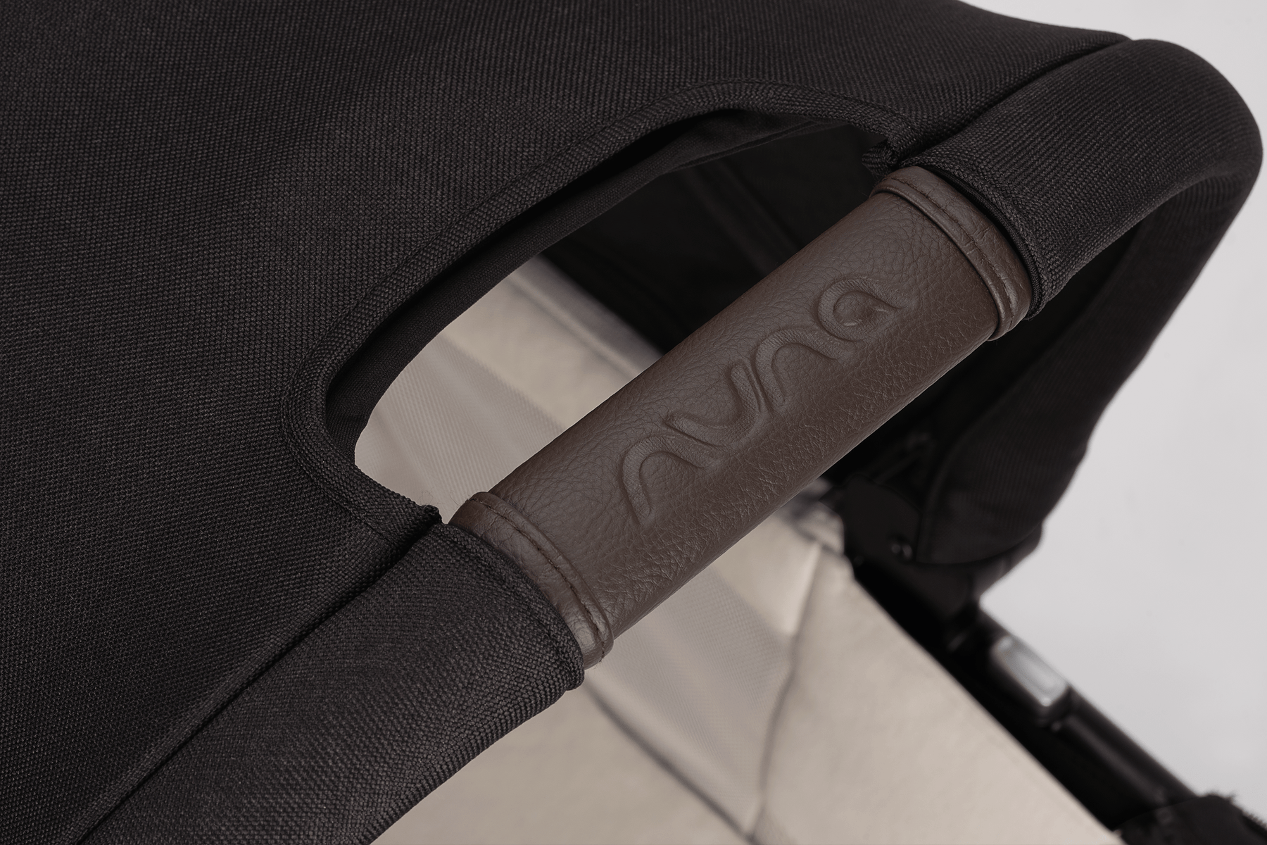 Nuna LYTL Carrycot Caviar UK Baby Centre
