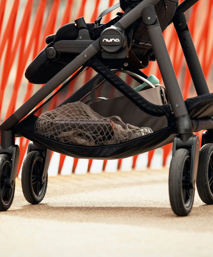 Nuna Pushchairs Nuna Swiv Stroller - Caviar