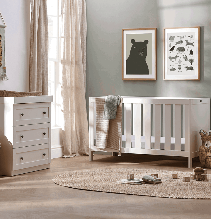 Silver Cross Baby & Toddler Silver Cross Bromley Cot Bed and Dresser - White