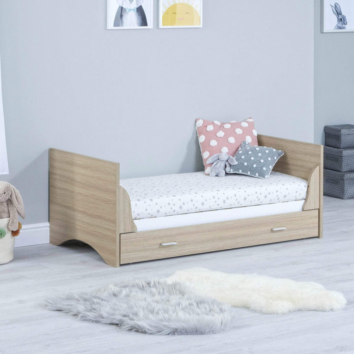 Babymore Cot Beds Babymore Veni Cot Bed With Drawer - White Oak