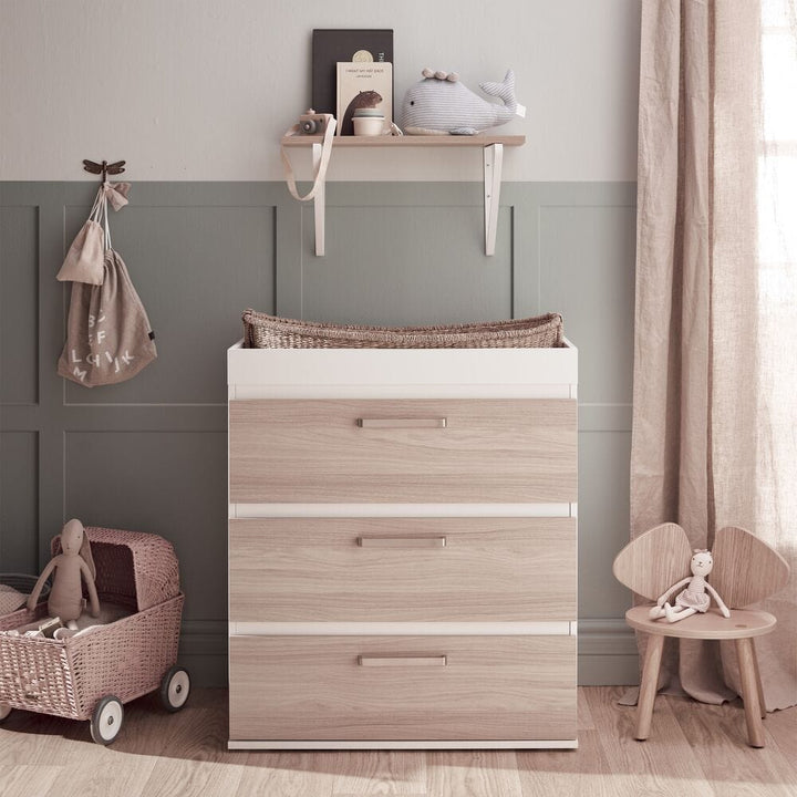 Silver Cross Nursery Furniture Silver Cross Finchley Cotbed and Dresser - Oak