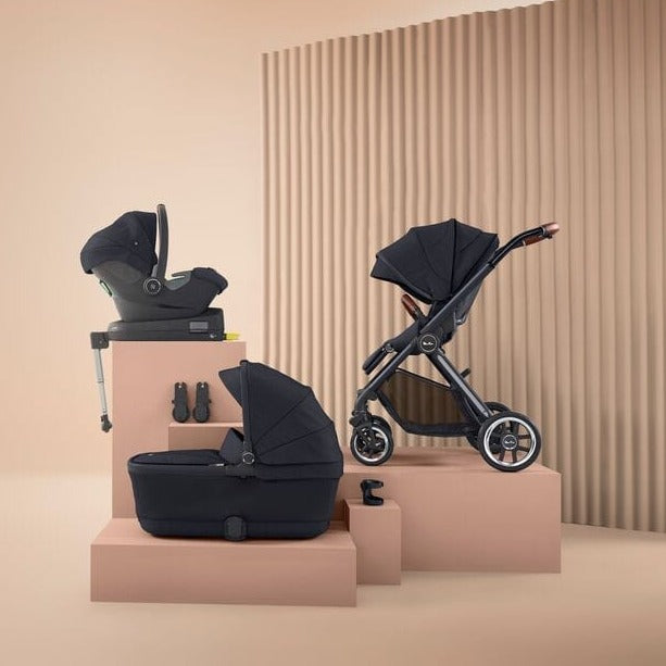 Silver Cross Travel Systems Silver Cross Reef with First Bed Carrycot and Travel Pack - Orbit